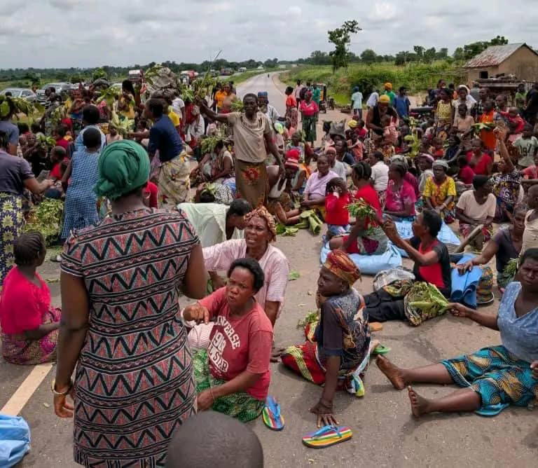 Benue IDPs protest hunger hours after Remi Tinubu’s N1bn donation