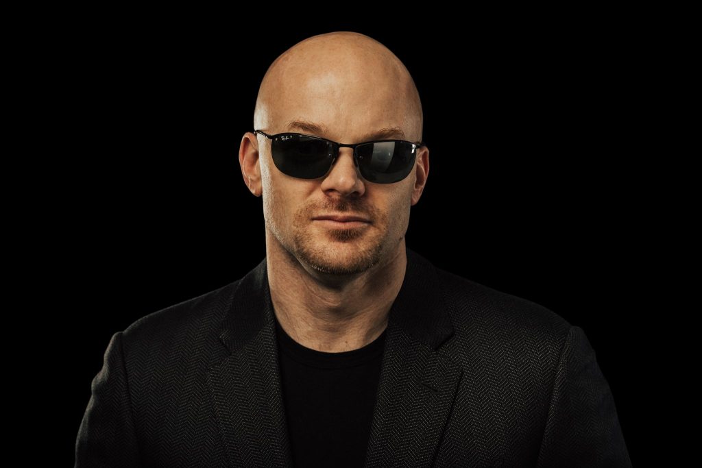 Chad-Foster-The-Keynote-Speaker-Who-Proves-Impossible-Is-Just-Someone-Elses-Limit.jpeg