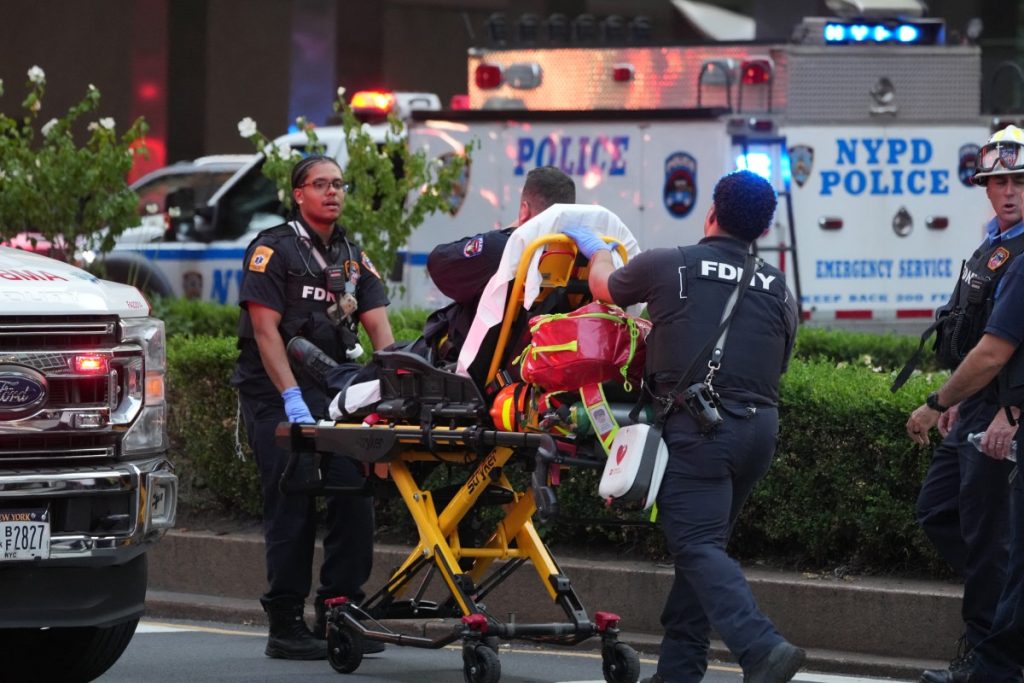 Five dead including gunman in New York office shooting spree