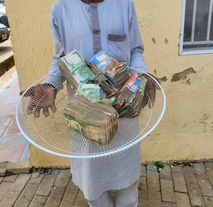 Police reject ₦1.5m bribe, arrest man for attempting to derail kidnap Investigation
