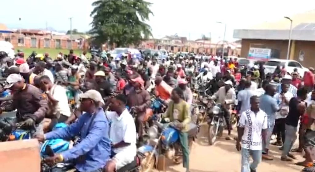 Youths in Ondo town hold rally against cultism, drug abuse, insecurity