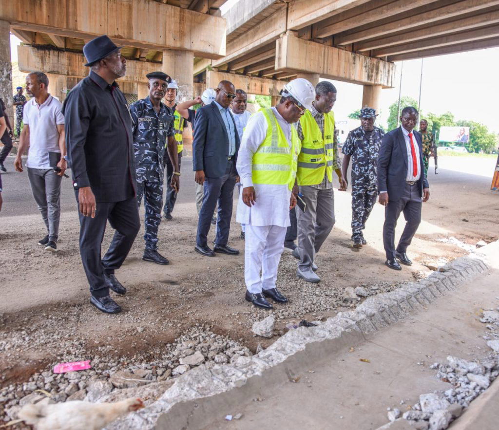 Minister inspects damaged Keffi flyover, orders urgent repairs
