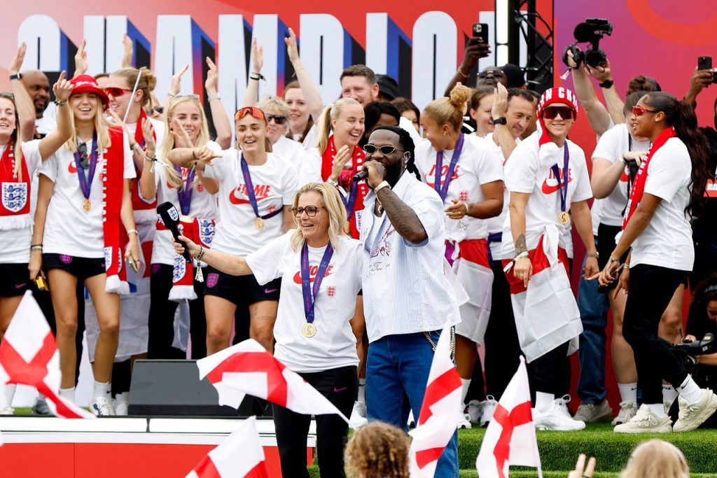 Burna Boy electrifies stage at England lionesses’ UEFA Euro victory celebration