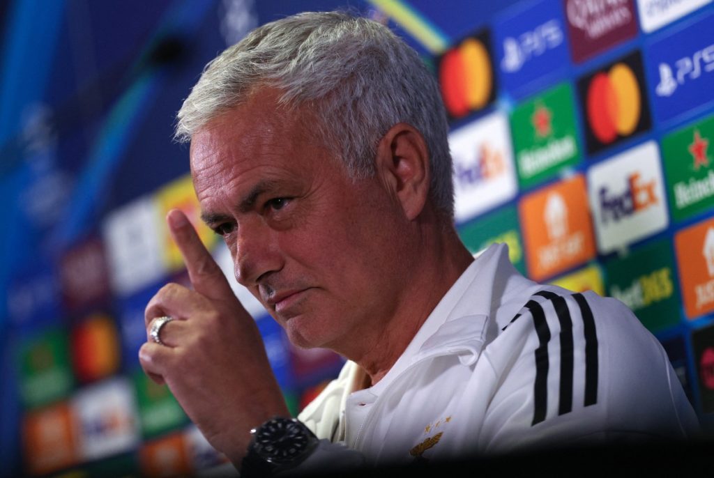 UCL: Mourinho expects Chelsea fans to cheer, not boo him on return