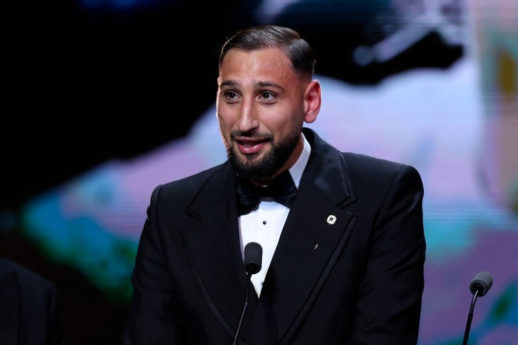 Man City ‘keeper Donnarumma says would have stayed at PSG