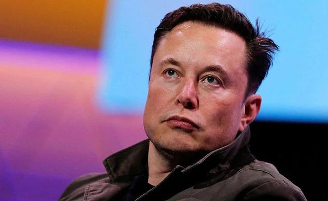 Elon Musk buys $1bn in Tesla shares