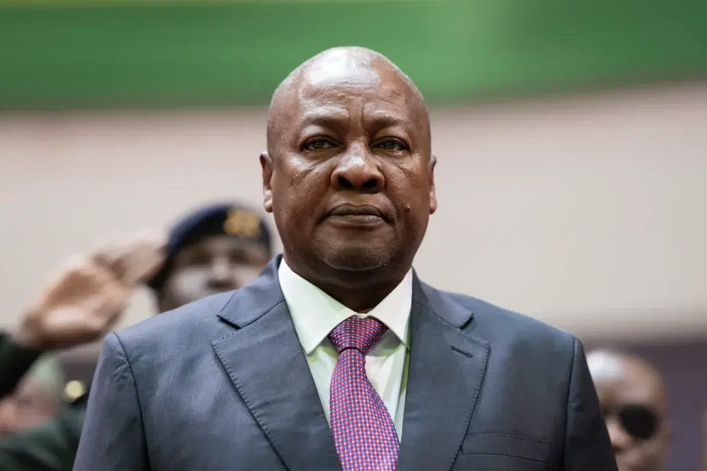 Ghana welcomes Nigerians, other West Africans deported from US