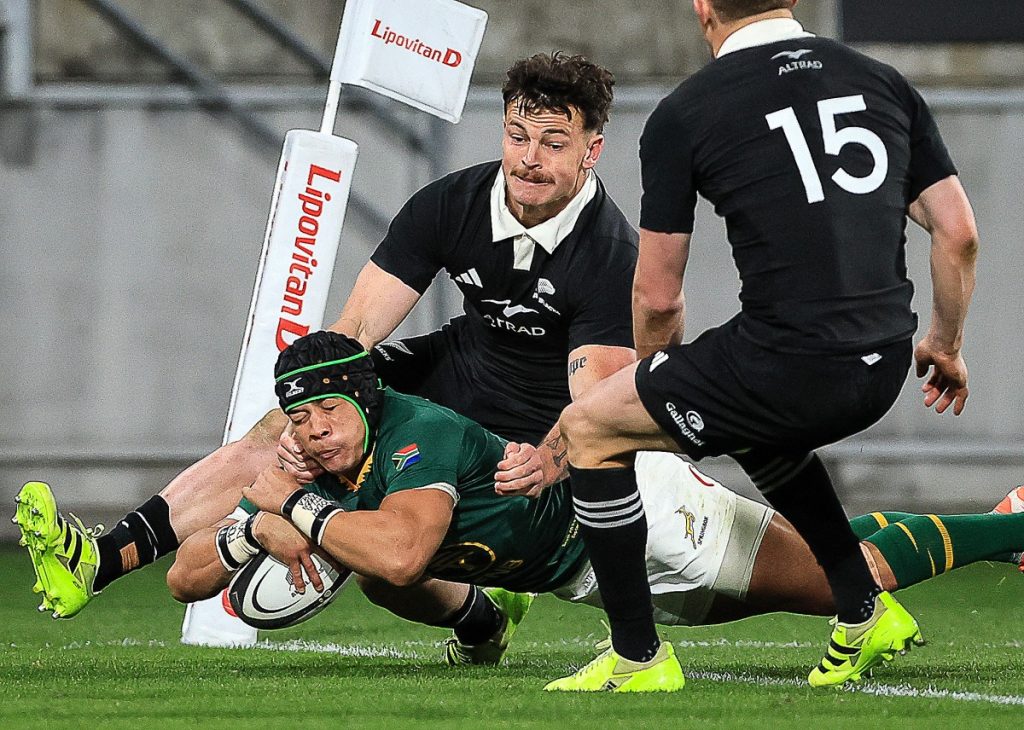 Rugby: Rampant South Africa inflict record 43-10 defeat on All Blacks