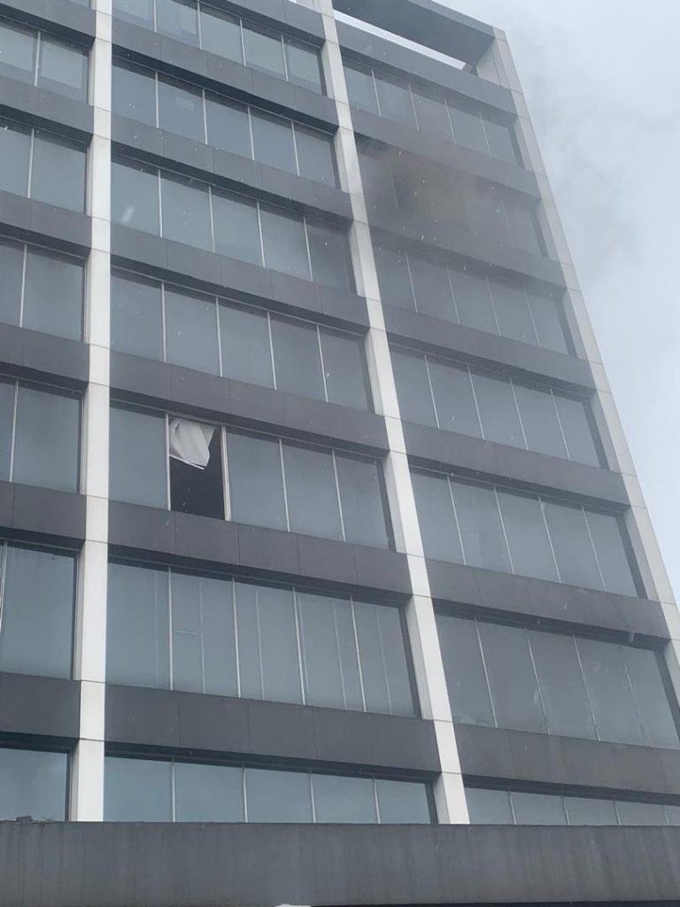 Panic as fire guts six storey tower in Lagos