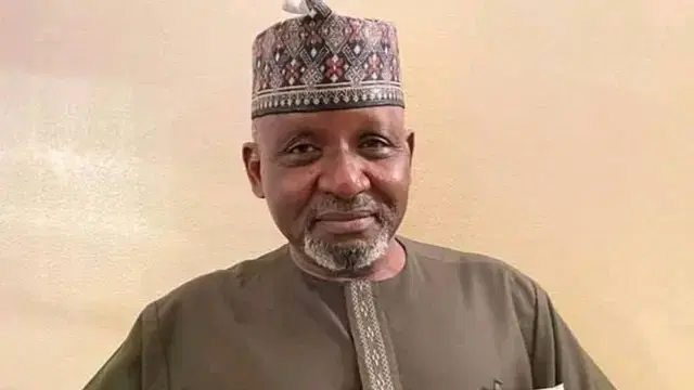 I’ll remain in APC, I go nowhere’ – Buhari’s Transport Minister declares