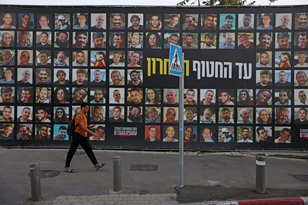 Chief negotiators of Hamas and Israel at centre of Gaza talks