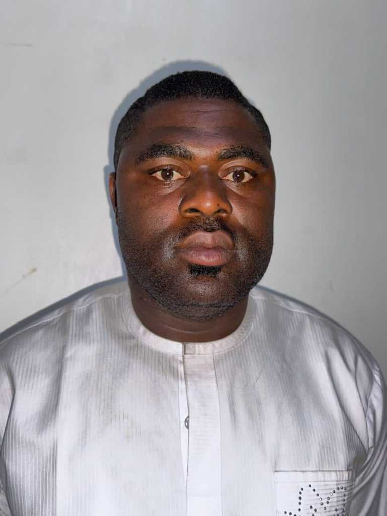 Dismissed DSS officer