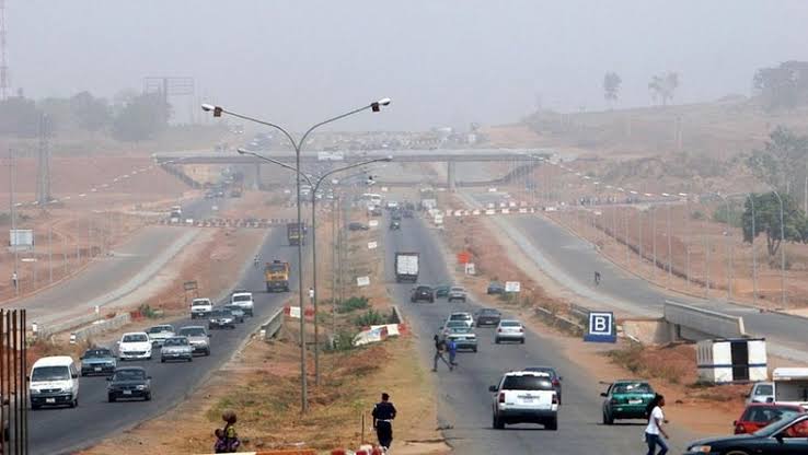 Work day and night to complete Abuja–Keffi expressway, FG tells contractor
