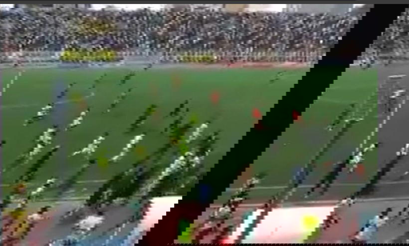 Video: Kano Pillars fans invade pitch, attack referees after 3SC grab late equaliser
