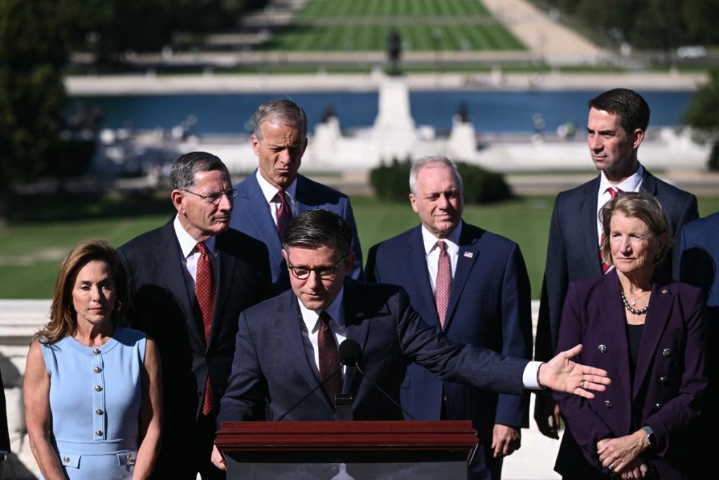 Deadline for Congress to adopt budget and avoid shutdown
