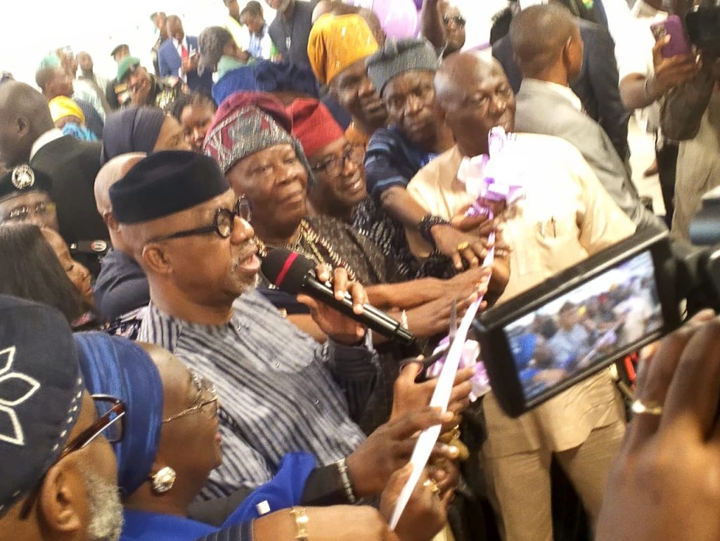 Abiodun flags off flight operations at Ogun’s Gateway International Airport