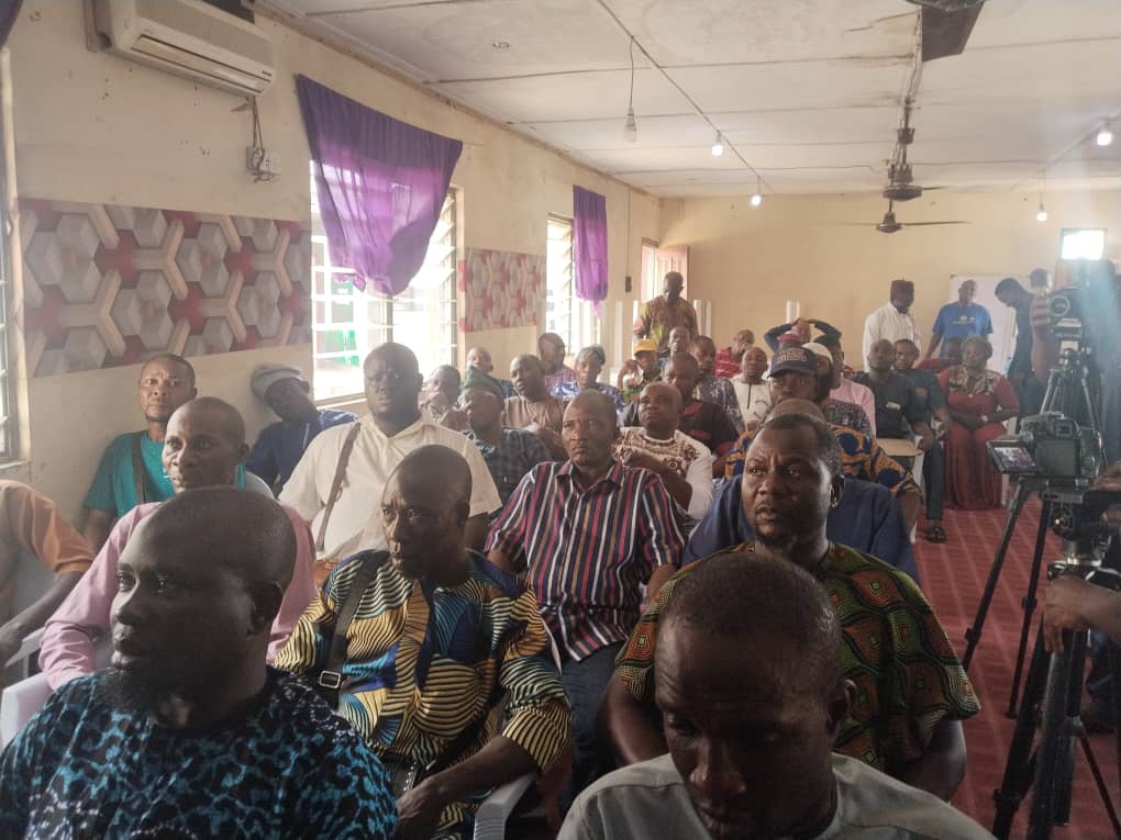 WhatsApp-Image-2025-10-26-at-10.36.19.jpeg Osun 2026: APC youth accused leaders of coercion to join west agenda