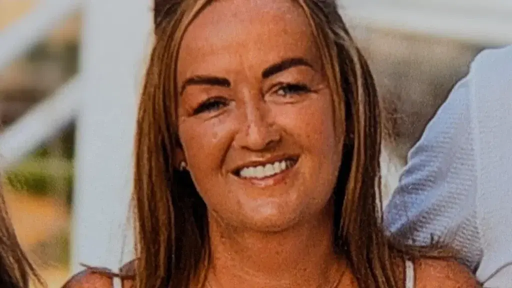 Woman electrocuted while using plugged-in phone while bathing