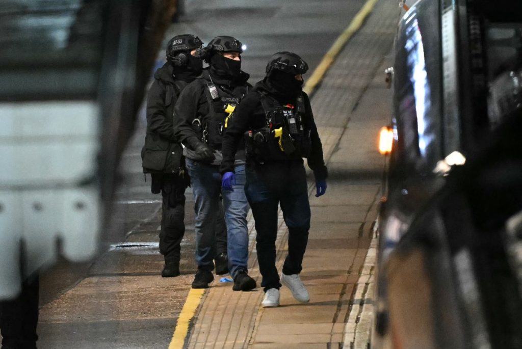 Police rule out terrorism in UK train stabbing after two British suspects arrested