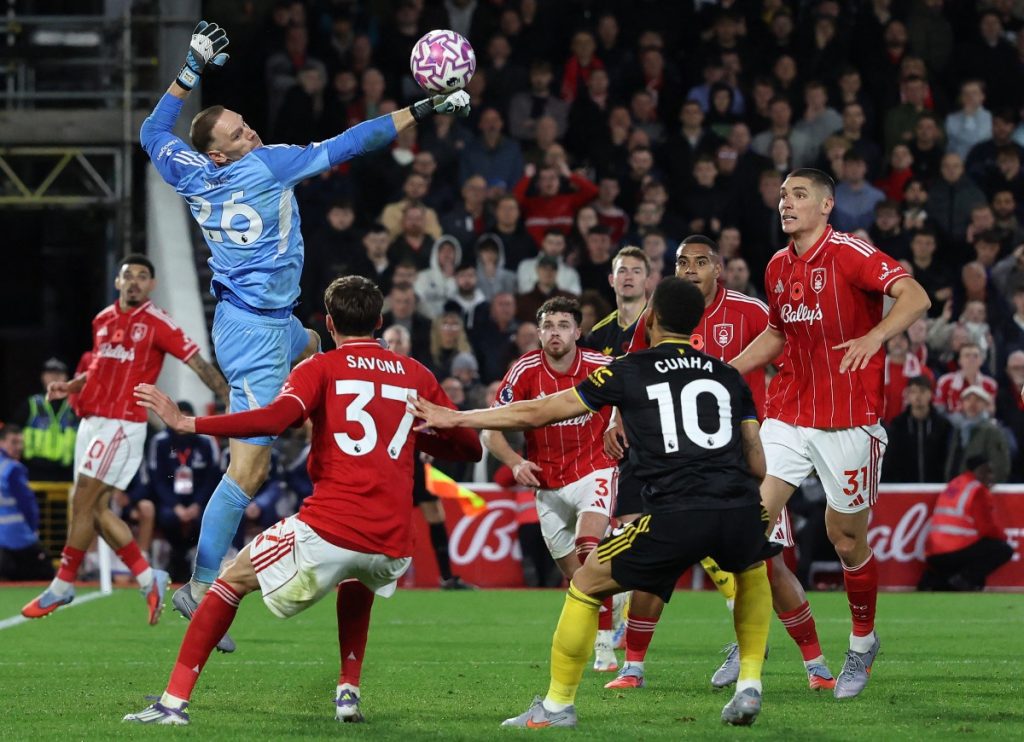 EPL: Arsenal cruise against Burnley as Man Utd held