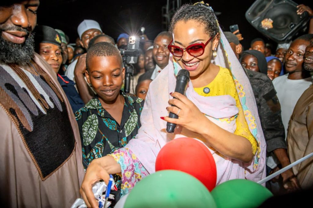 WhatsApp-Image-2025-11-01-at-12.12.37-PM-1024x682.jpeg Senator Natasha marks second anniversary with projects commissioning across Kogi Central