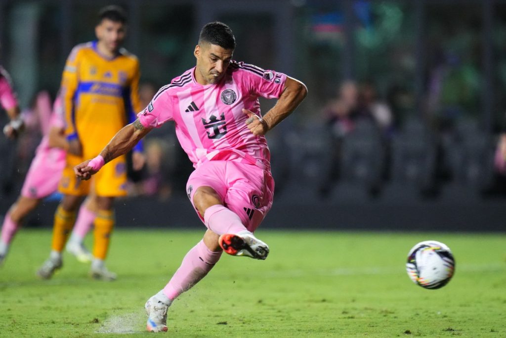 Luis Suarez signs new Inter Miami contract