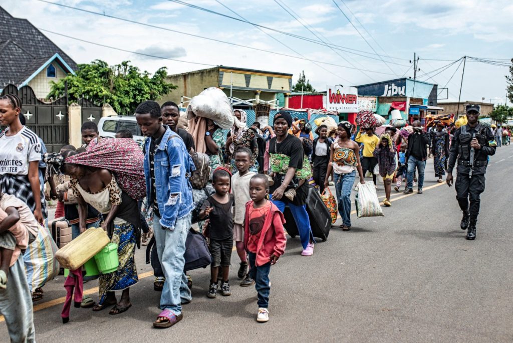 Burundi closes border with DR Congo after new M23 advance