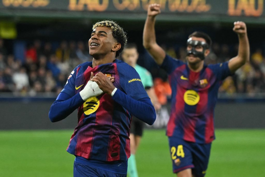 Raphinha, Yamal strike as Barcelona secure 2-0 win at Villarreal