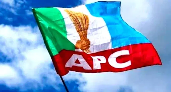 Six ex-PDP govs attend APC Caucus meeting in Villa