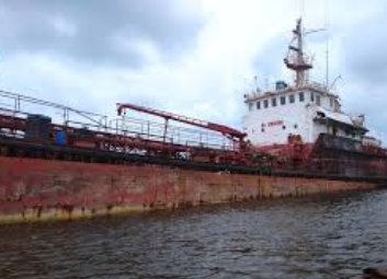 U.S. seizes Nigerian-owned supertanker over alleged crude theft